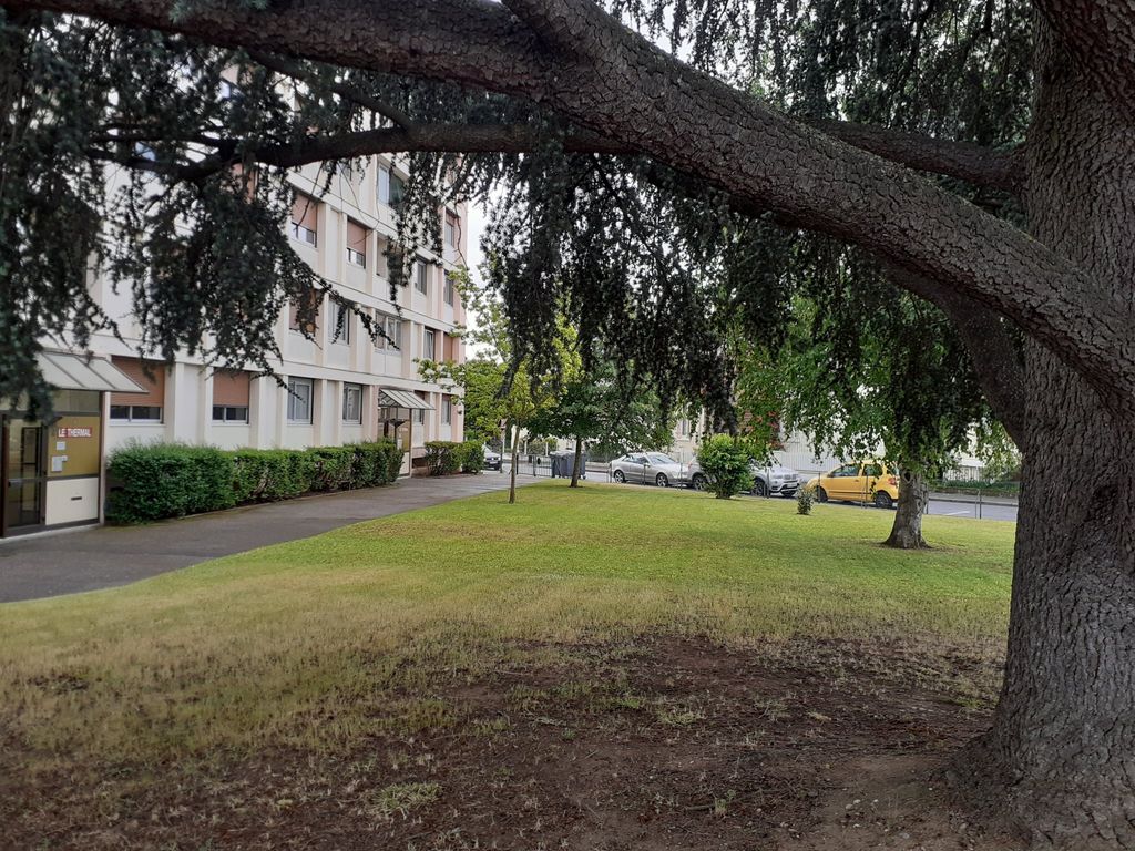 Achat appartement à vendre 4 pièces 70 m² - Vichy