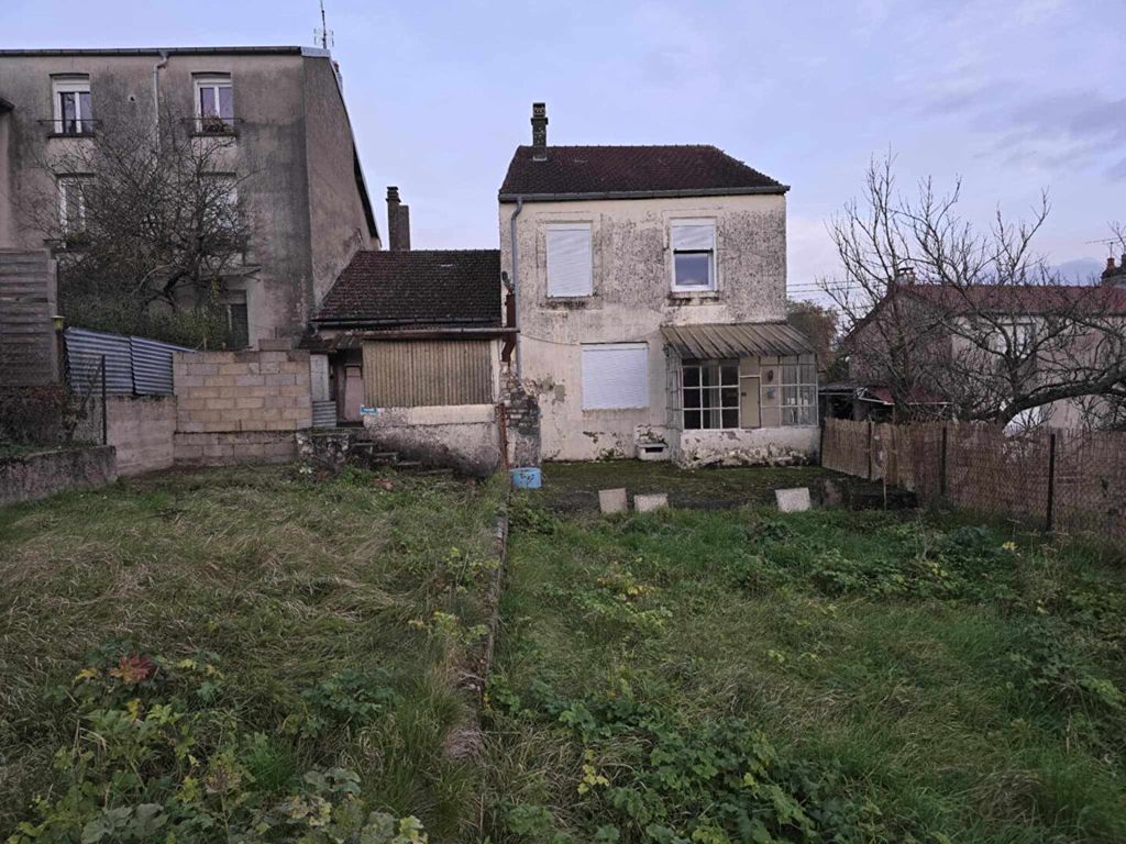 Achat maison à vendre 3 chambres 150 m² - Bourbonne-les-Bains