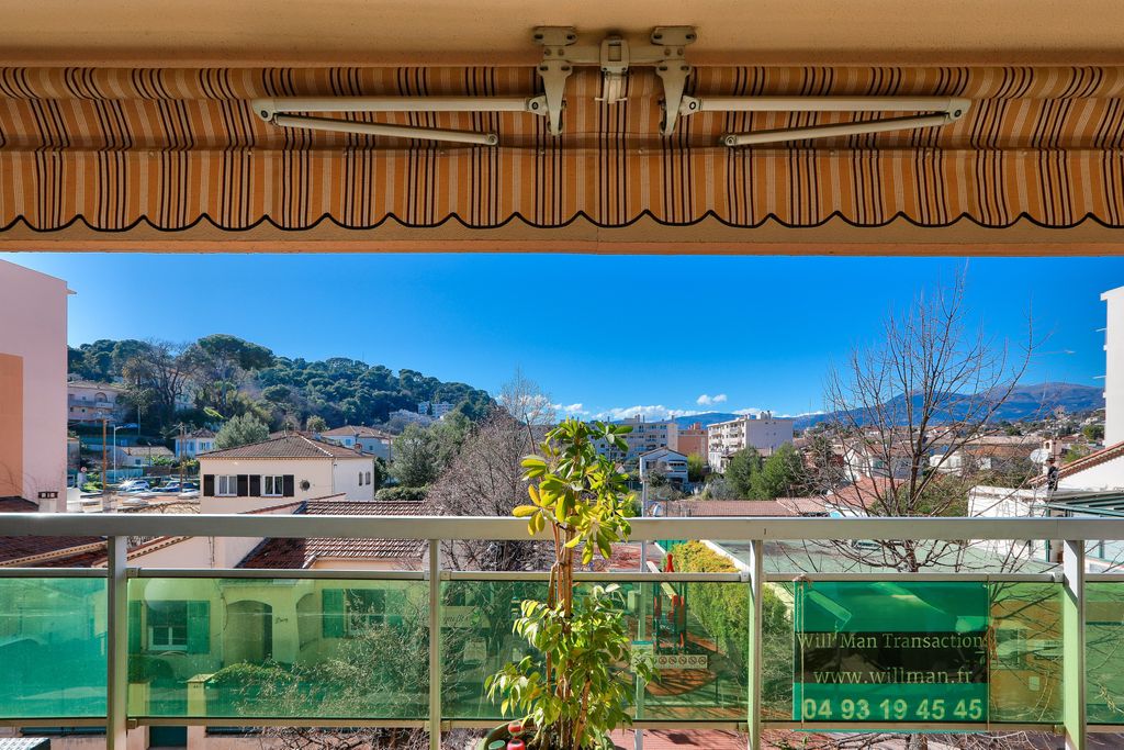 Achat appartement à vendre 4 pièces 89 m² - Cagnes-sur-Mer