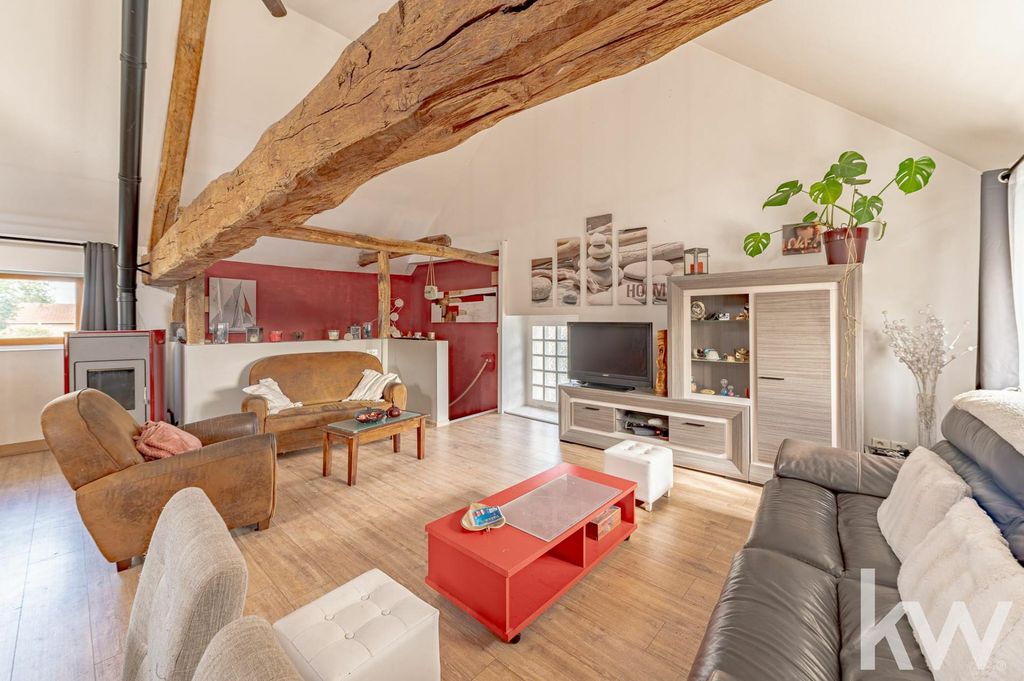 Achat maison à vendre 5 chambres 235 m² - Marolles-en-Brie