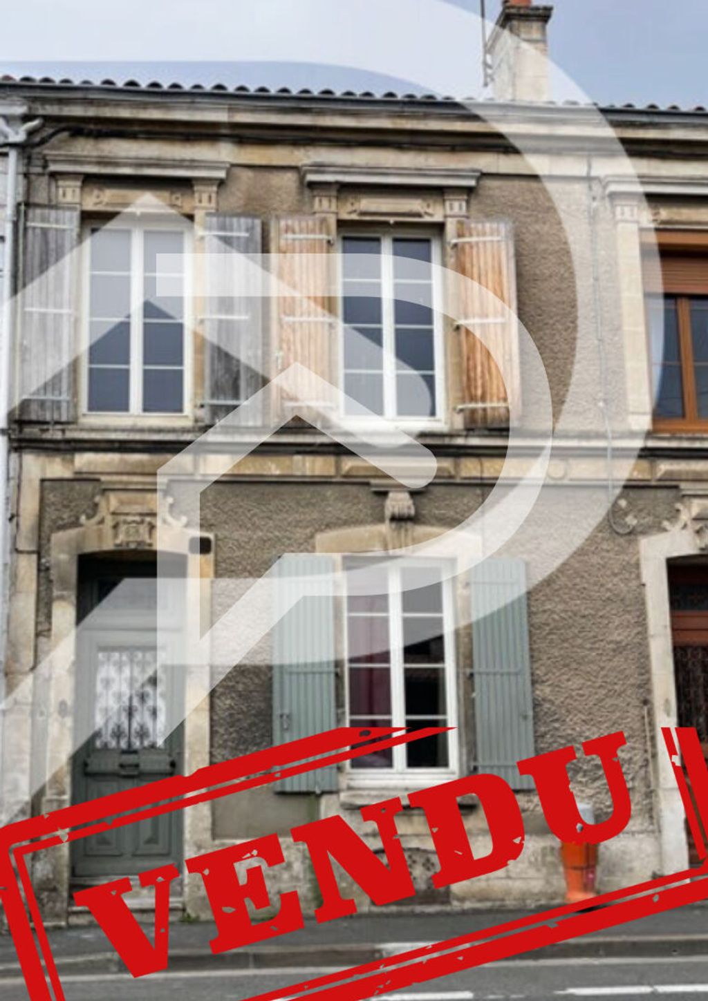 Achat maison à vendre 2 chambres 77 m² - Niort