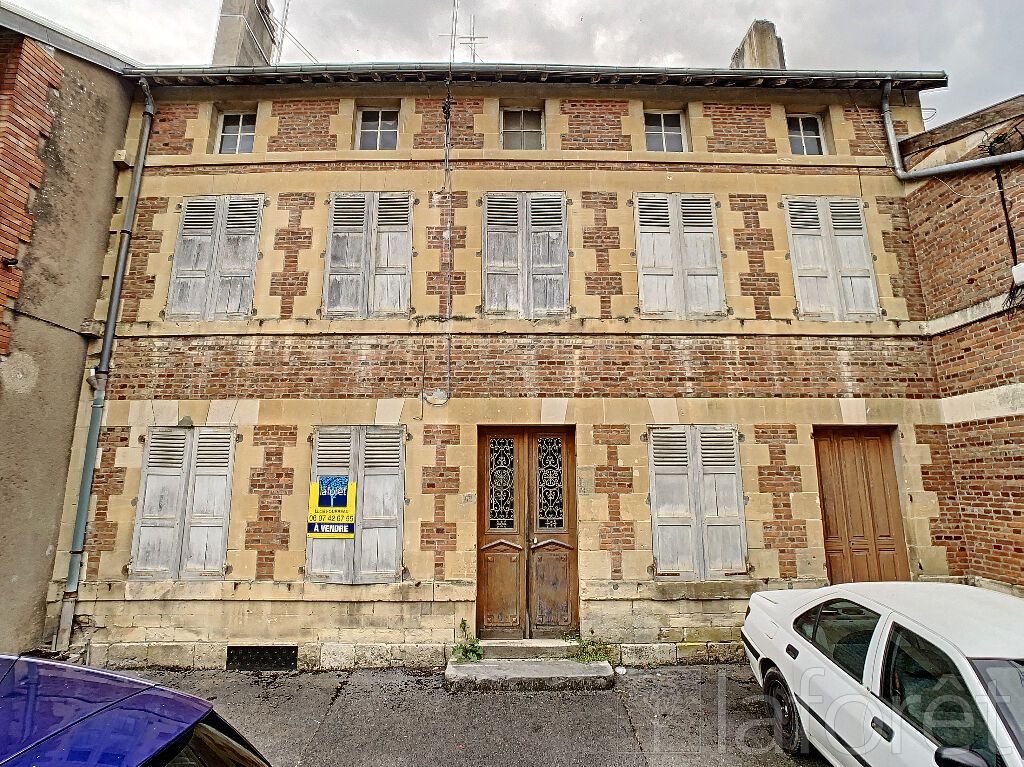 Achat maison 3 chambres 260 m² - Chatel-Chéhéry