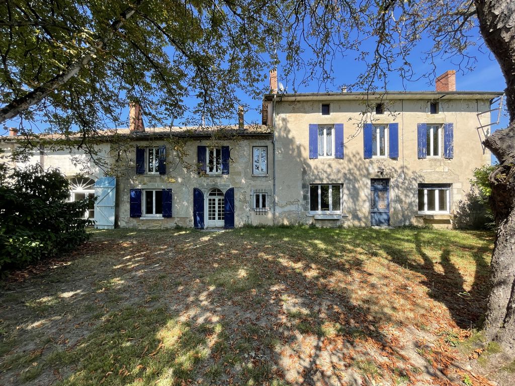 Achat maison à vendre 4 chambres 340 m² - Lamothe-Landerron