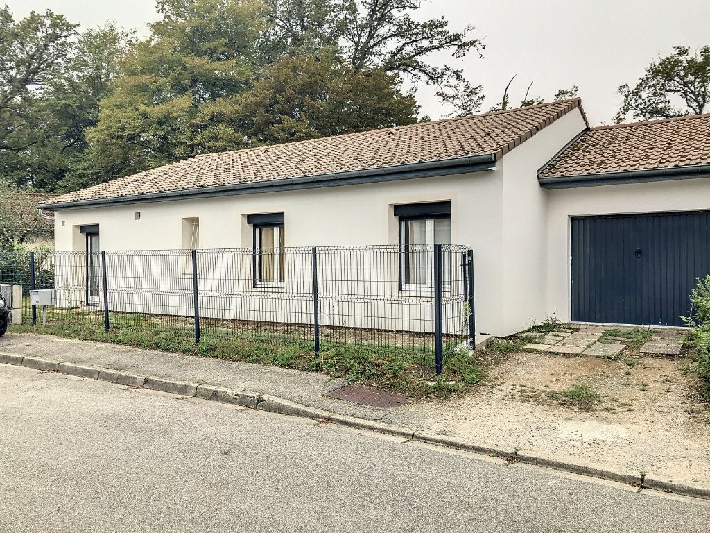 Achat maison 3 chambres 106 m² - Bourg-en-Bresse