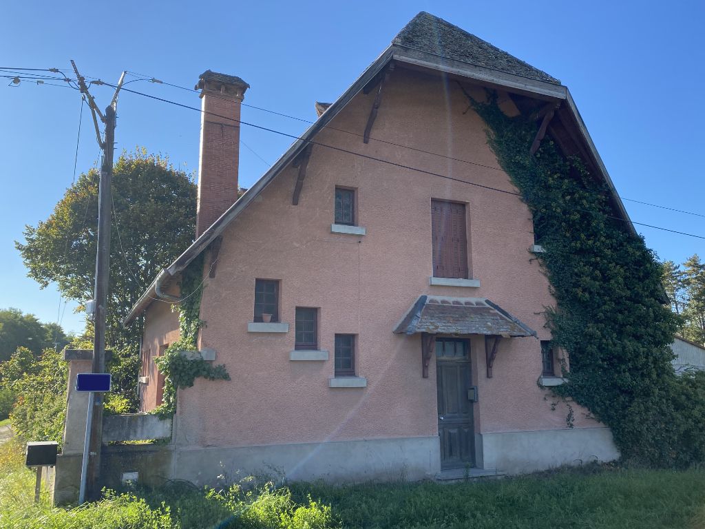 Achat maison à vendre 4 chambres 167 m² - Charenton-du-Cher