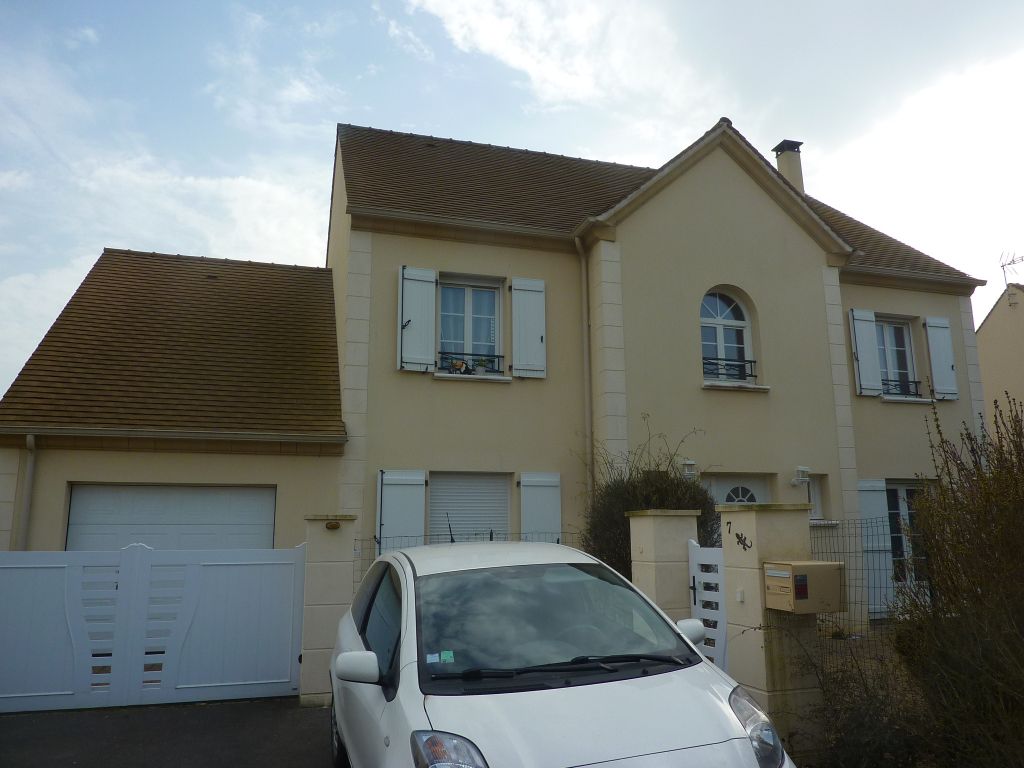 Achat maison à vendre 6 chambres 160 m² - Crépy-en-Valois