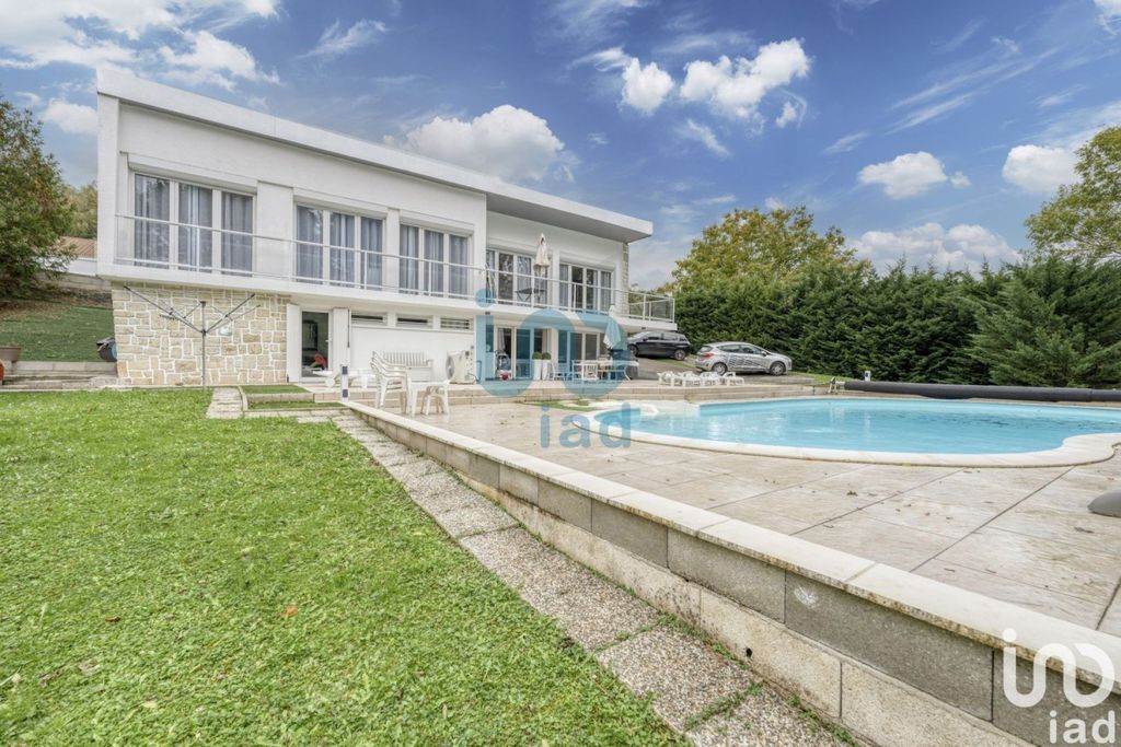 Achat maison à vendre 4 chambres 160 m² - Pommeuse