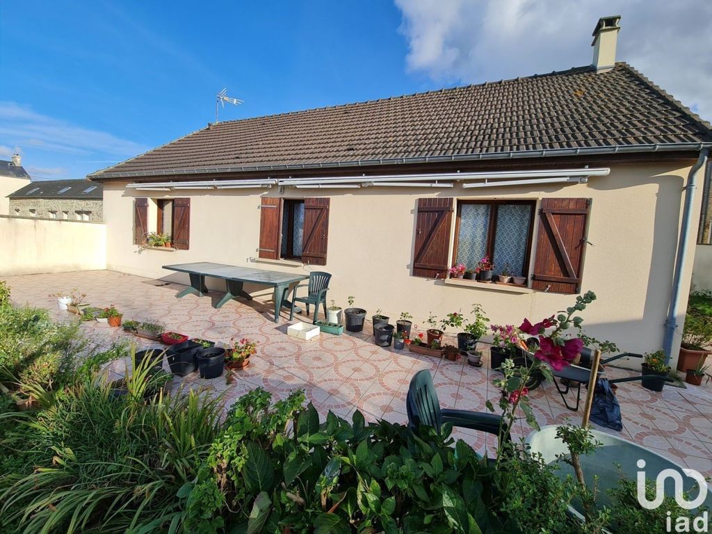 Achat maison à vendre 6 chambres 233 m² - Le Breuil-en-Bessin