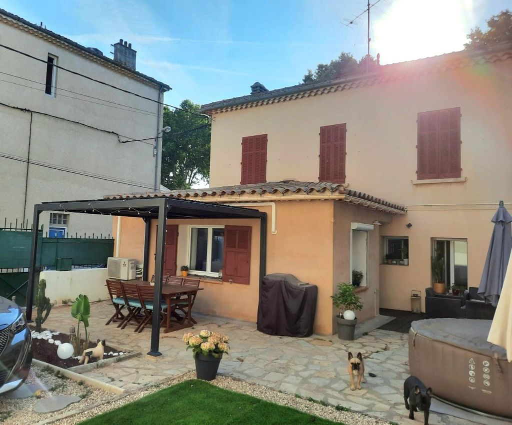 Achat maison à vendre 3 chambres 73 m² - La Seyne-sur-Mer