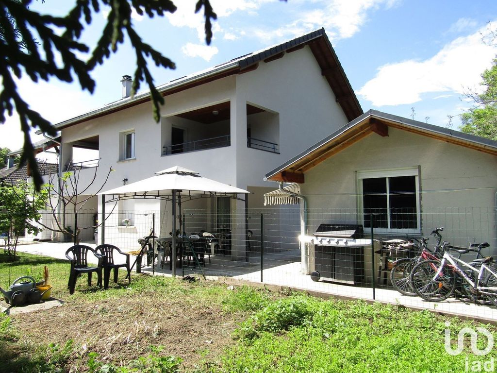 Achat maison 6 chambres 178 m² - Chambéry