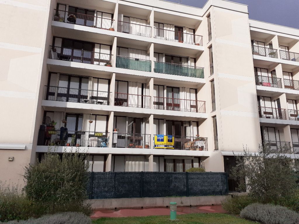 Appartement Lumineux A Vendre Dans Le Quartier Rives De L Yerres Tournelles D Yerres 91