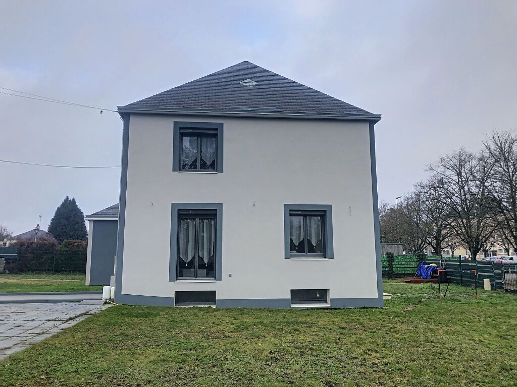 Achat maison à vendre 5 chambres 215 m² - Blois