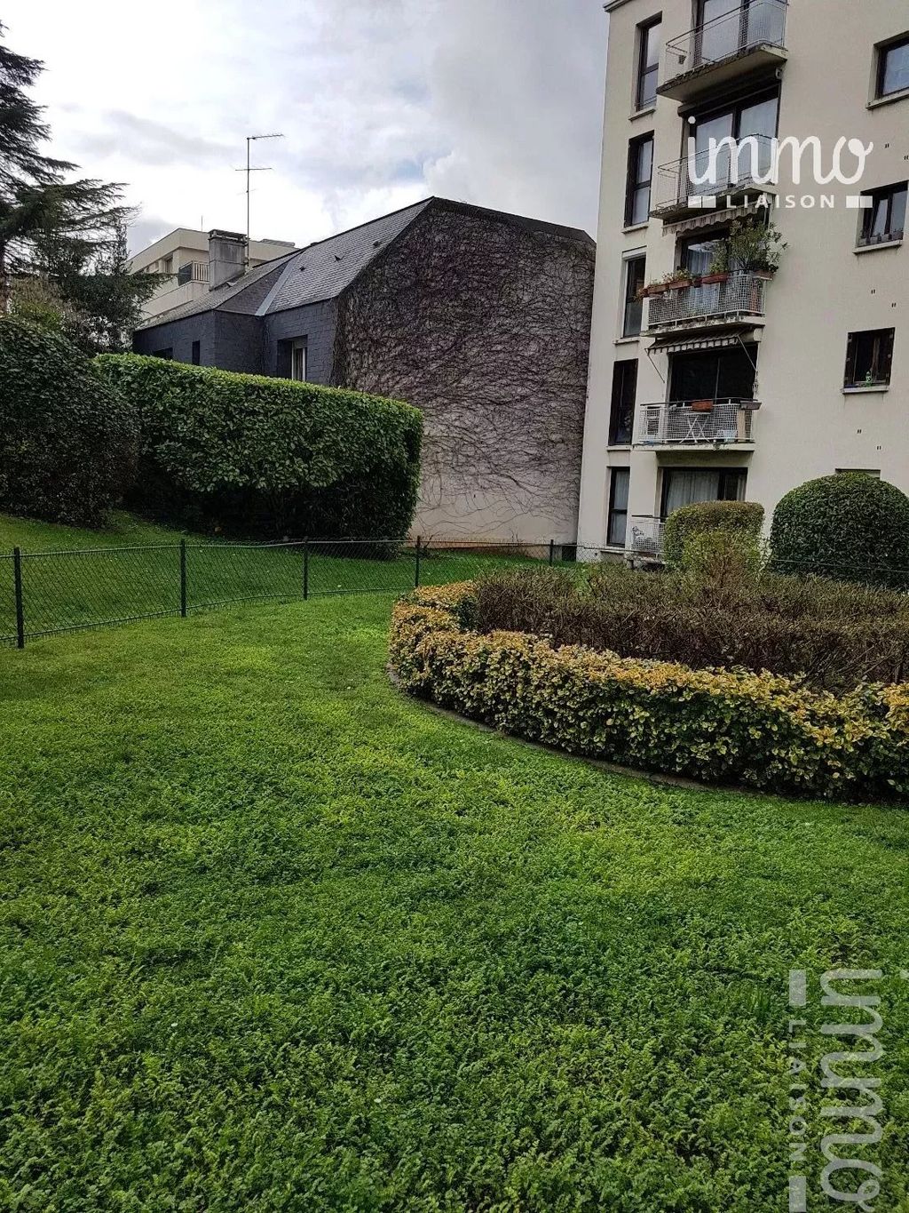 Achat appartement à vendre 3 pièces 51 m² - L'Haÿ-les-Roses