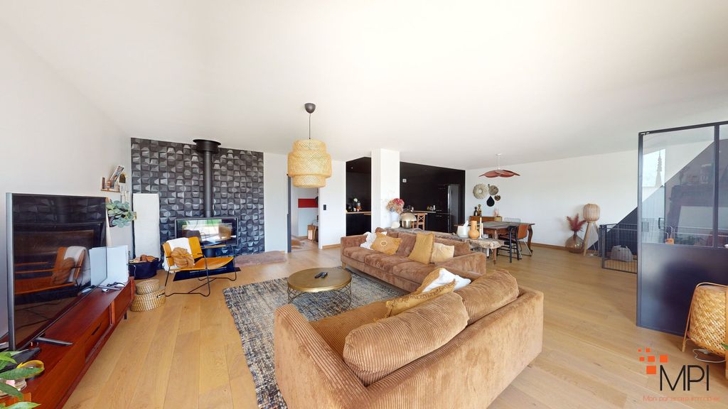 Achat maison à vendre 4 chambres 215 m² - Bédée