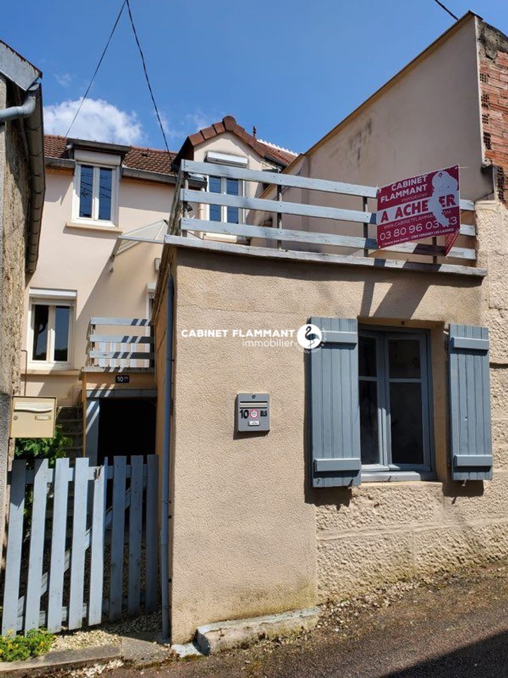 Achat maison à vendre 2 chambres 66 m² - Montbard