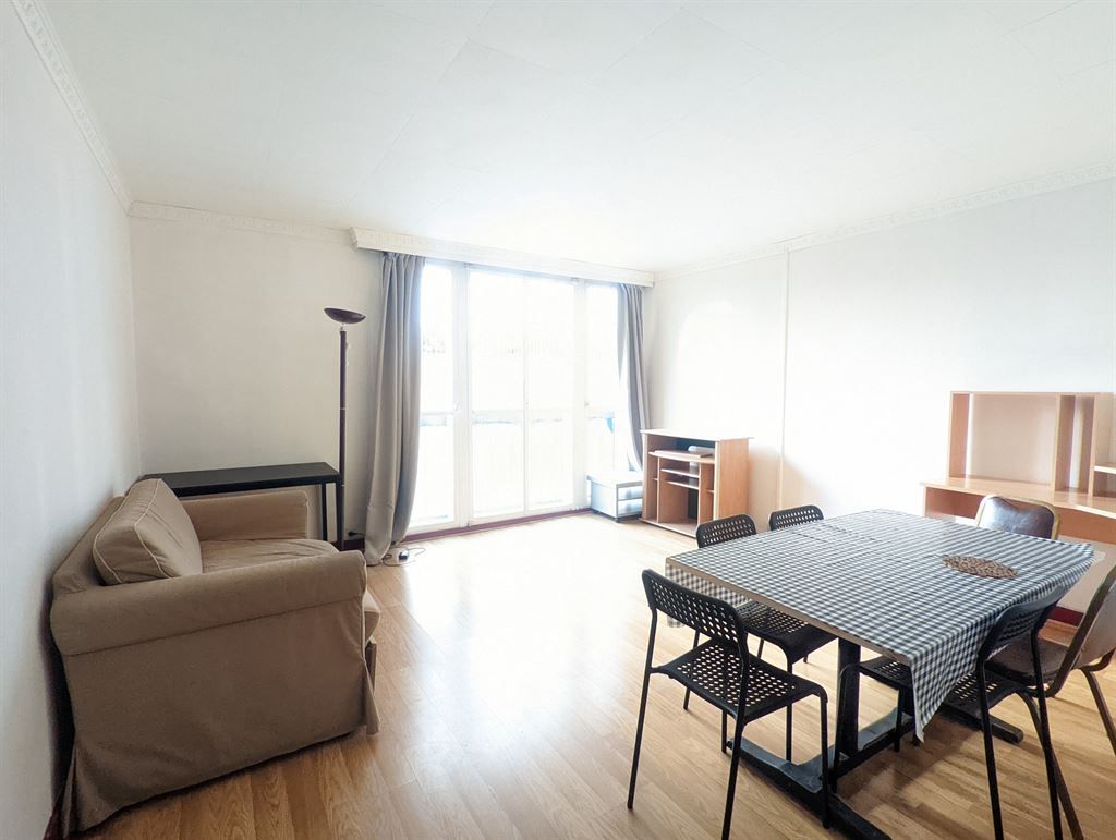 Achat appartement à vendre 5 pièces 115 m² - Paris 19ème arrondissement