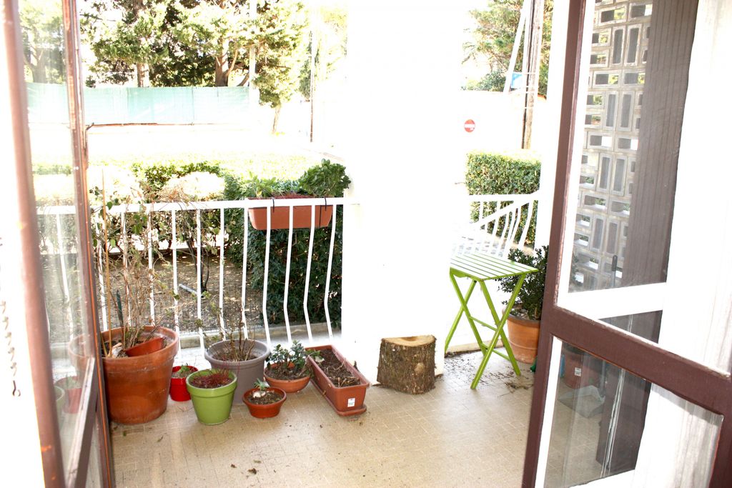 Achat appartement à vendre 3 pièces 70 m² - Marseille 8ème arrondissement