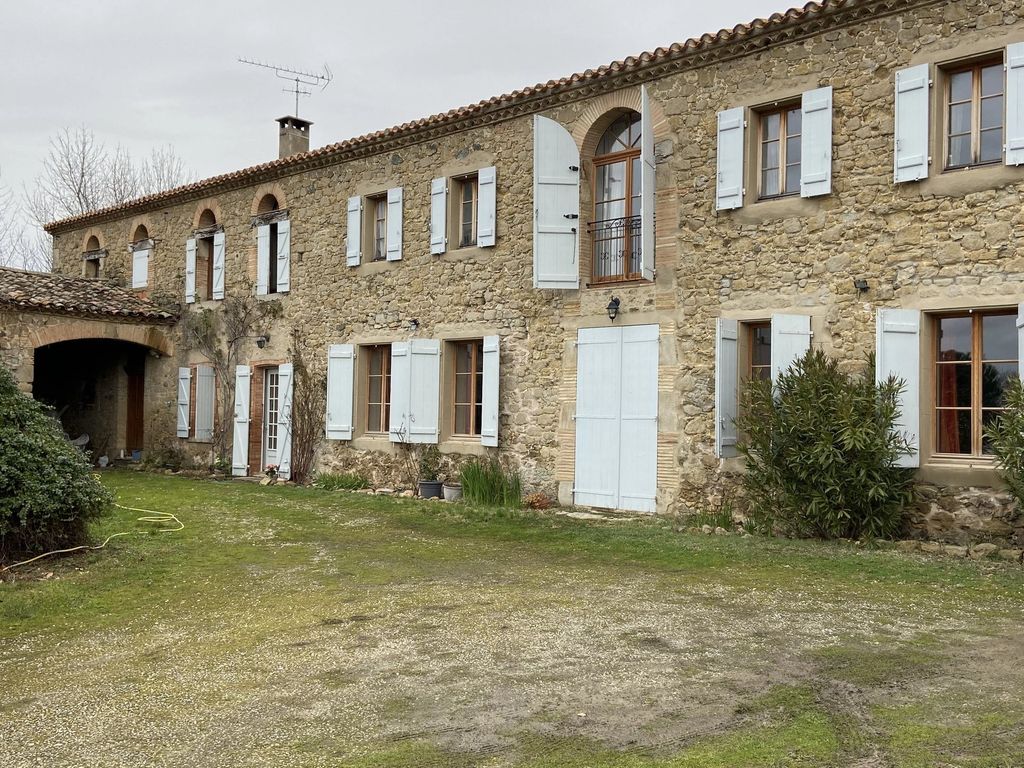Achat maison à vendre 7 chambres 330 m² - Saint-Félix-Lauragais