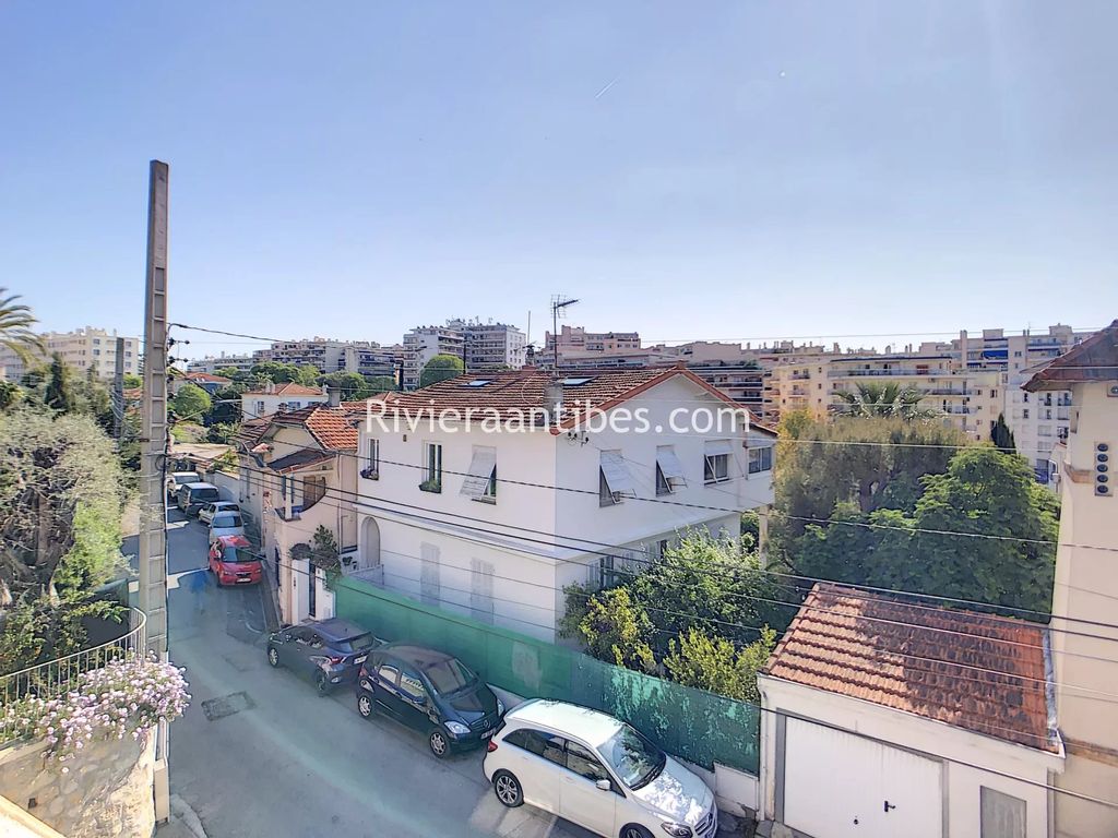 Achat studio à vendre 27 m² - Antibes