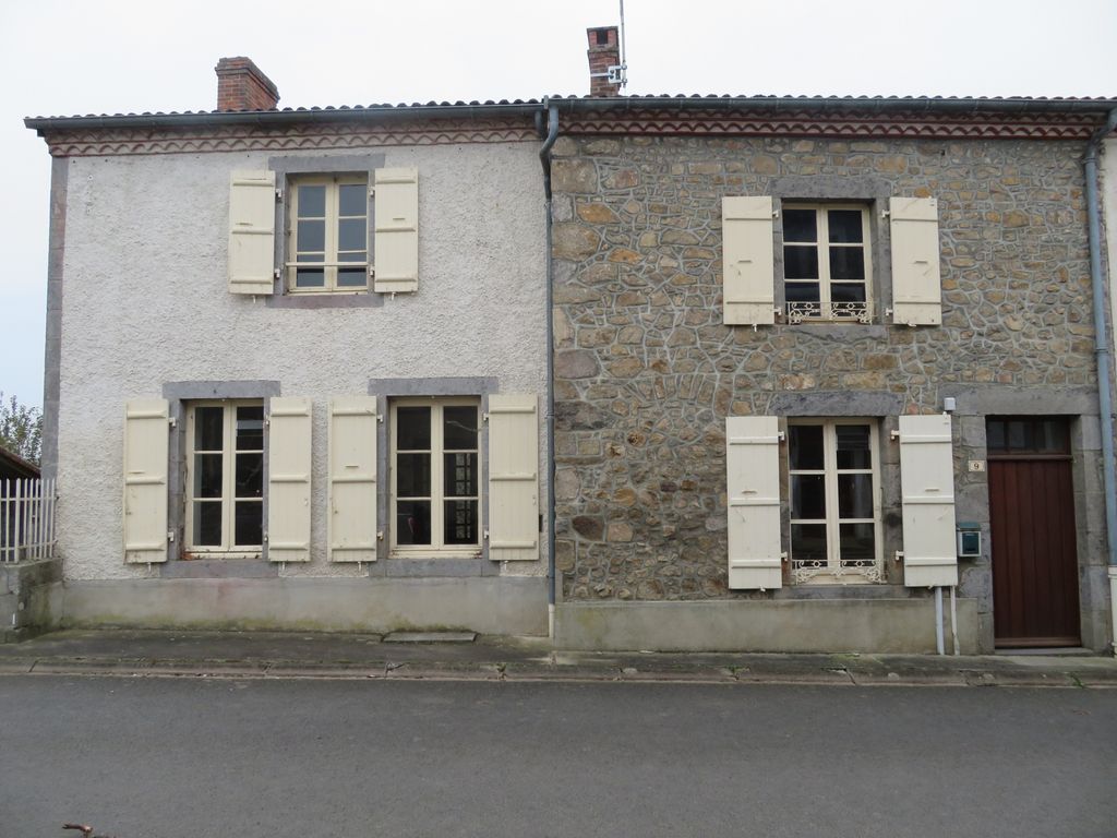 Achat maison à vendre 4 chambres 113 m² - Oradour-Saint-Genest