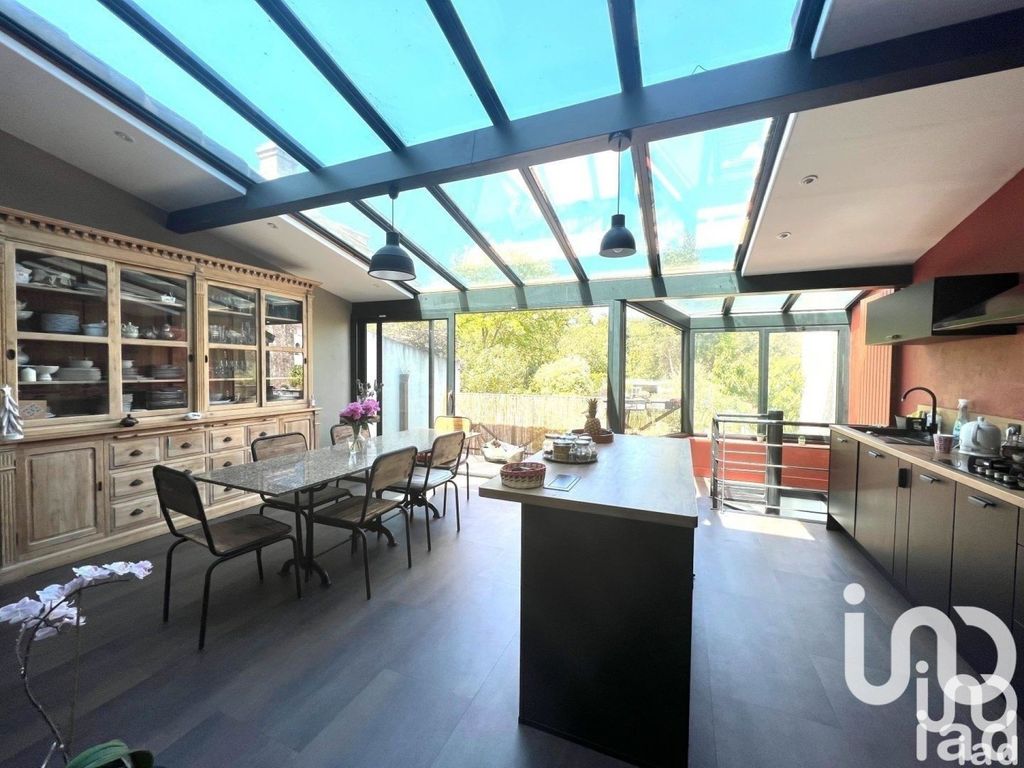 Achat maison à vendre 5 chambres 160 m² - La Rochelle