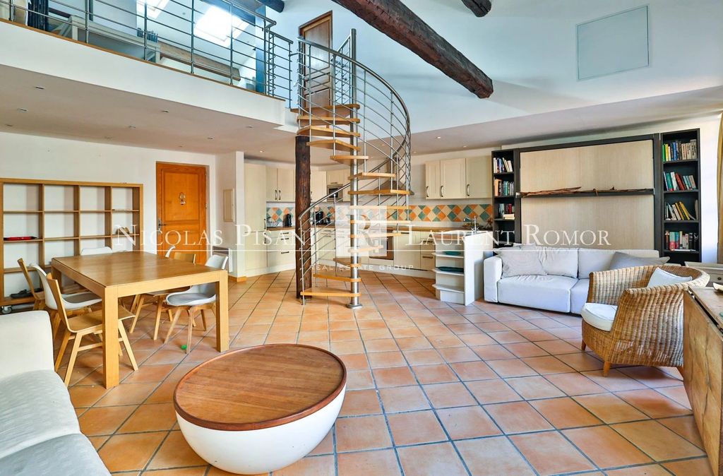 Achat duplex à vendre 3 pièces 101 m² - Villefranche-sur-Mer