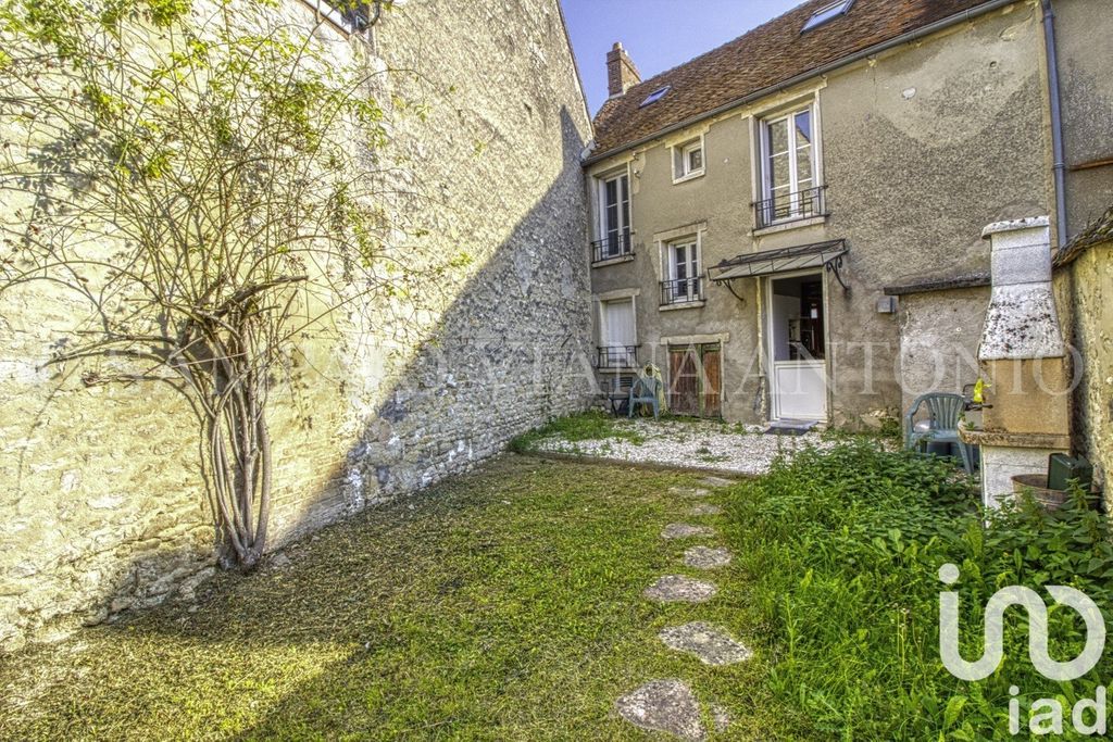 Achat maison à vendre 4 chambres 126 m² - Puiseaux