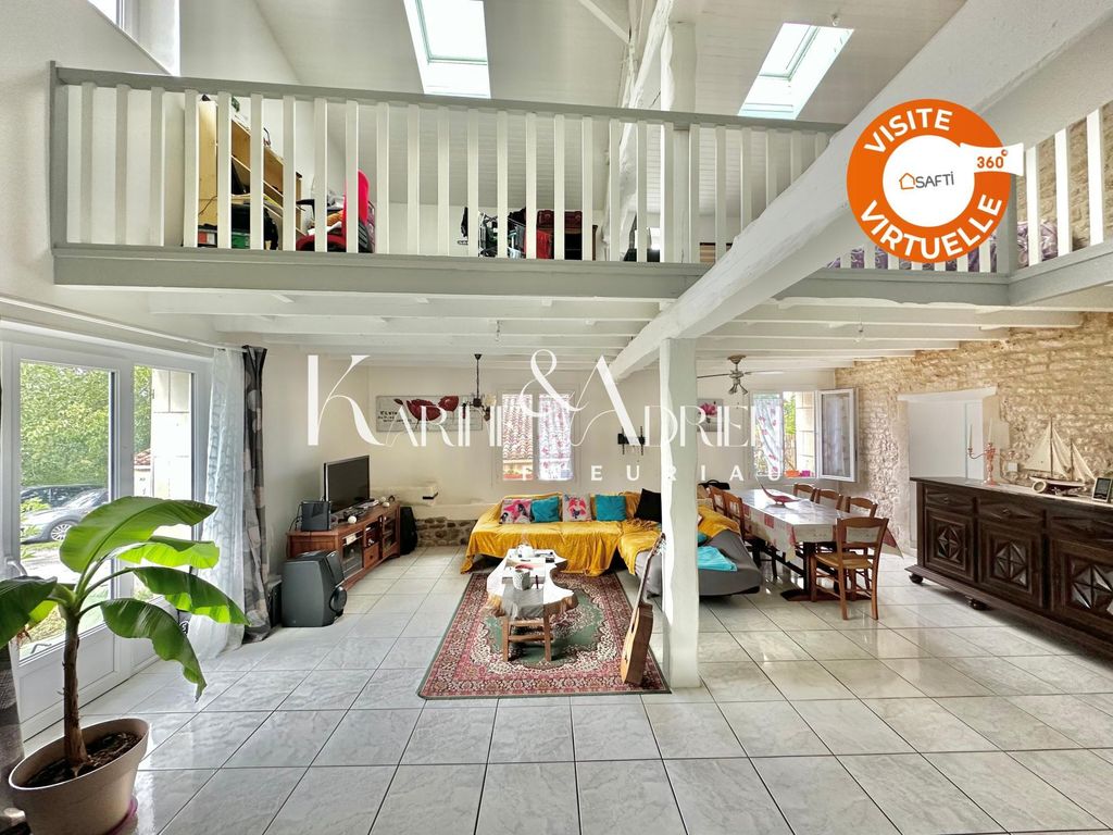 Achat maison à vendre 5 chambres 250 m² - Fontenay-le-Comte