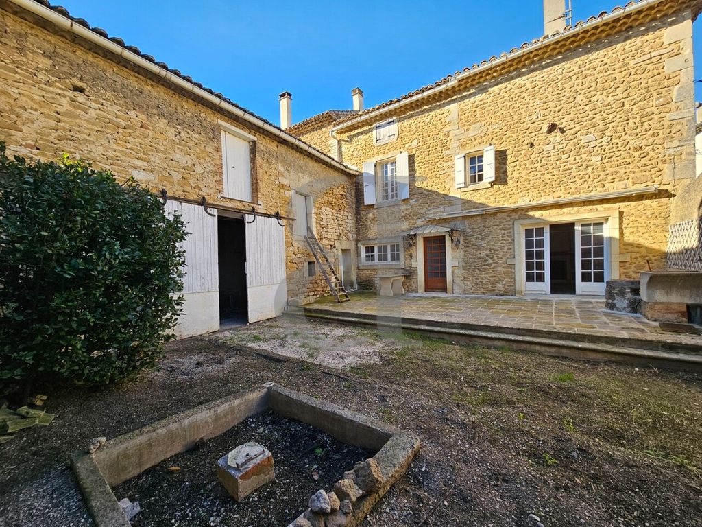 Achat maison à vendre 3 chambres 114 m² - Sainte-Cécile-les-Vignes