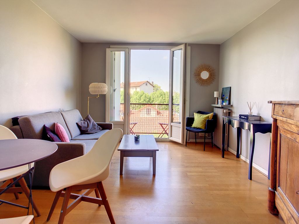 Achat appartement à vendre 3 pièces 53 m² - Saint-Maur-des-Fossés