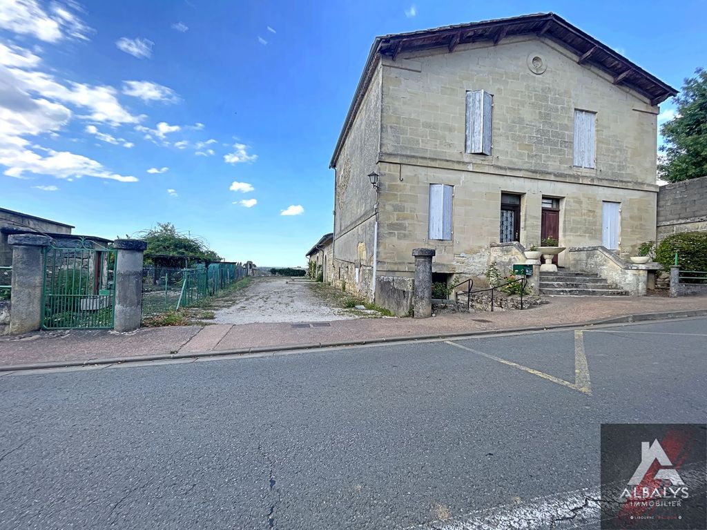 Achat maison à vendre 2 chambres 117 m² - Saint-Christophe-des-Bardes