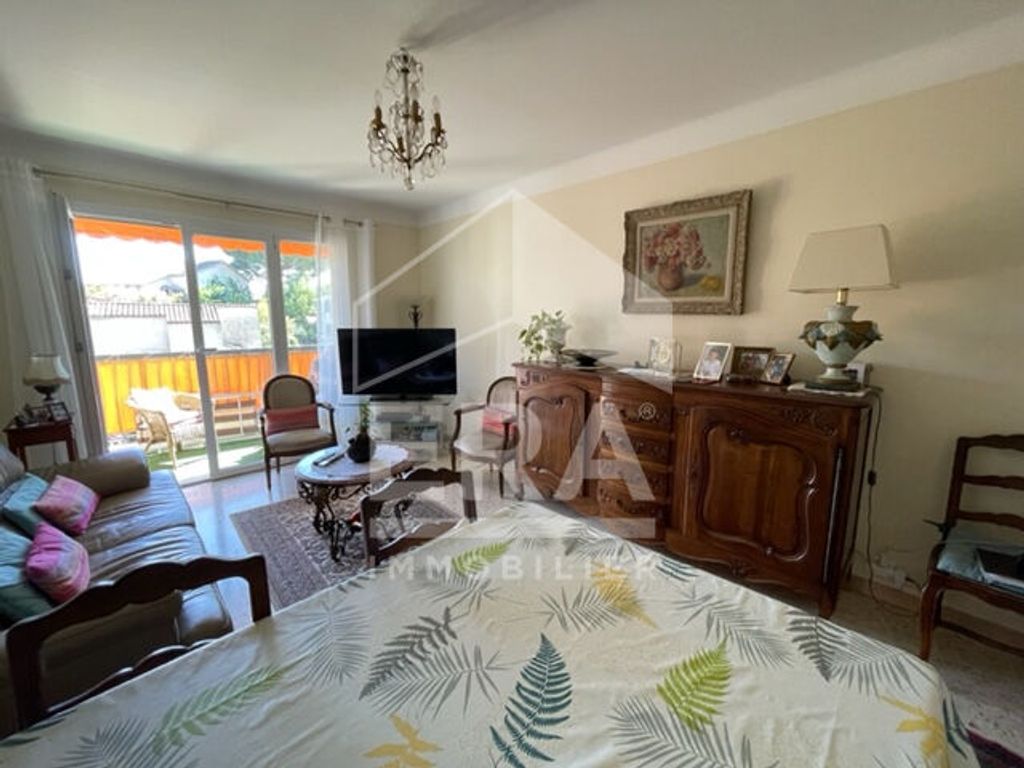 Achat appartement à vendre 4 pièces 74 m² - Cagnes-sur-Mer