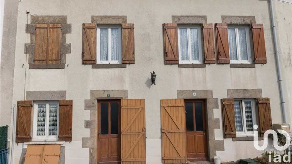 Achat maison à vendre 3 chambres 139 m² - Saint-Priest-la-Feuille