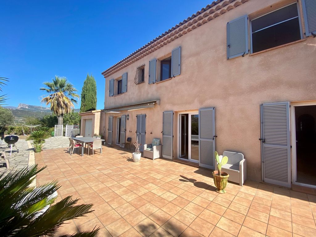 Achat maison 3 chambres 142 m² - Nice