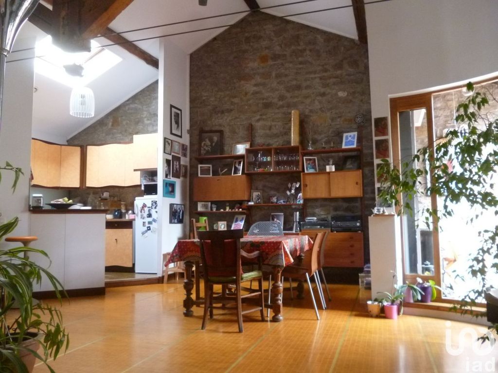Achat maison à vendre 4 chambres 150 m² - Saint-Étienne