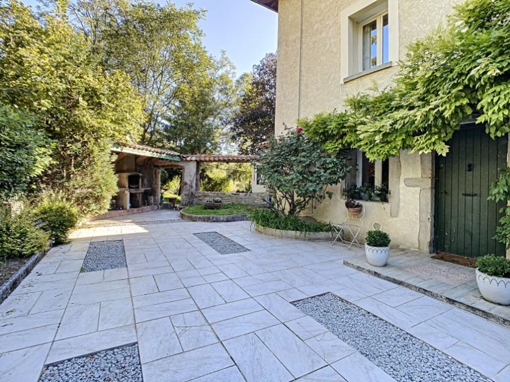 Achat maison à vendre 4 chambres 155 m² - Valencin