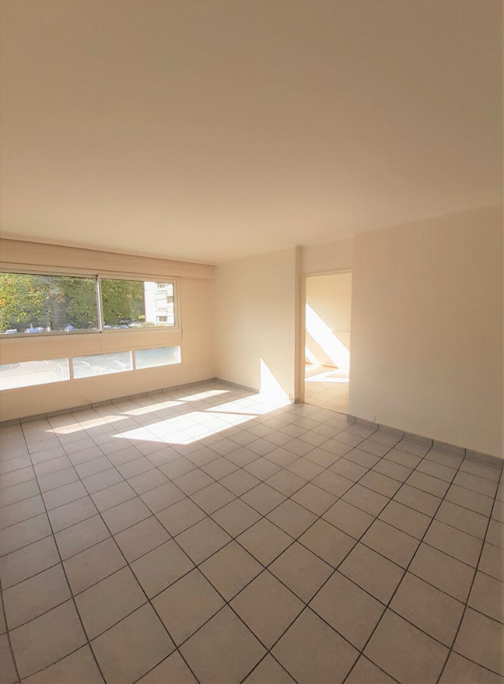 Achat appartement à vendre 4 pièces 85 m² - Ferney-Voltaire