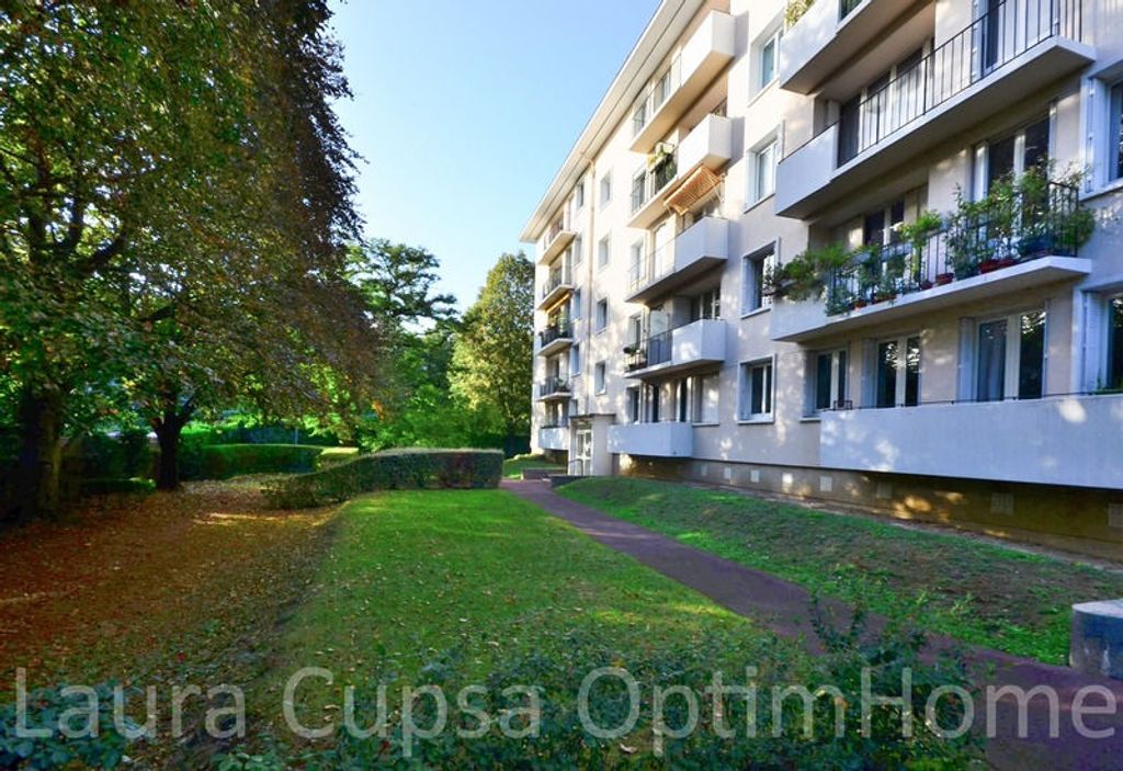 Achat appartement à vendre 6 pièces 98 m² - Bourg-la-Reine