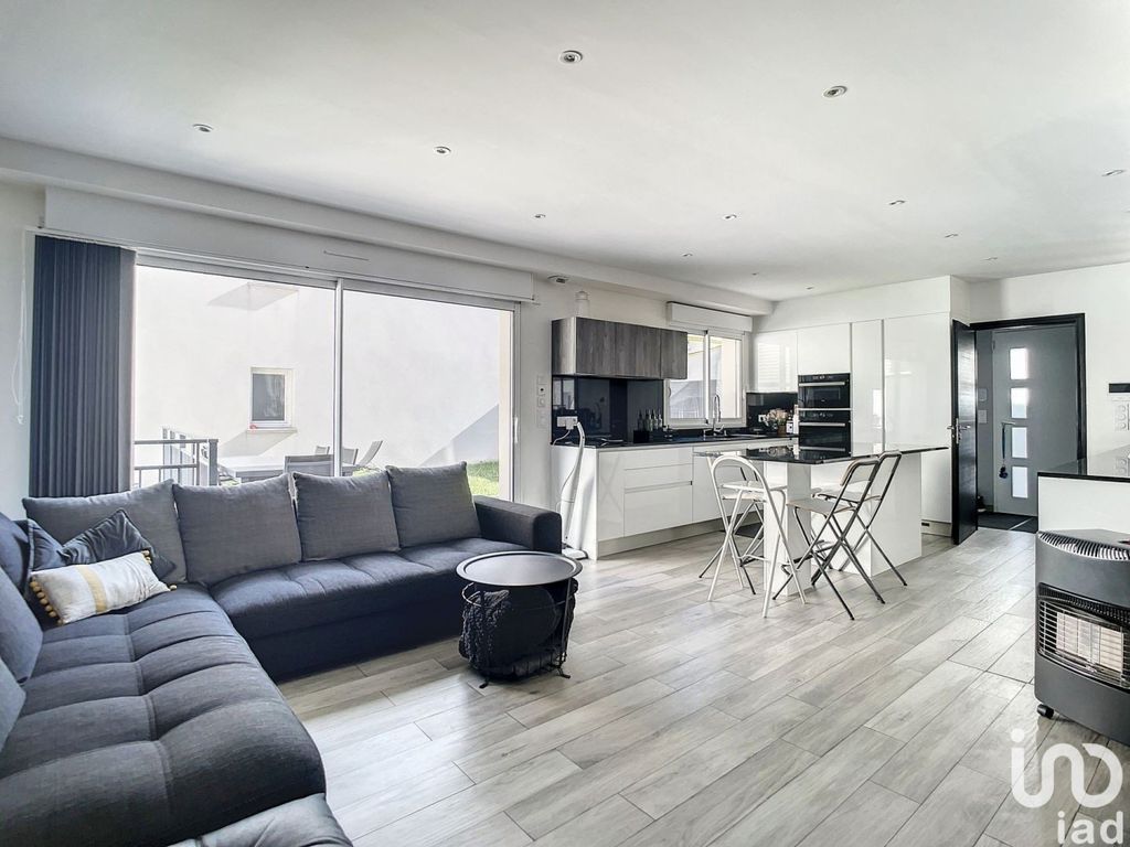 Achat maison à vendre 4 chambres 166 m² - Morangis