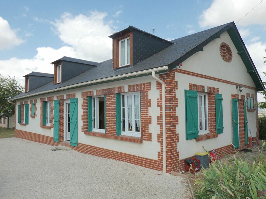Achat maison à vendre 5 chambres 165 m² - Gournay-en-Bray