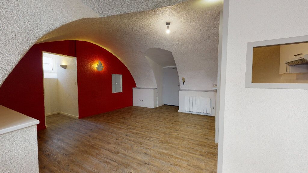 Achat appartement à vendre 2 pièces 50 m² - Livron-sur-Drôme