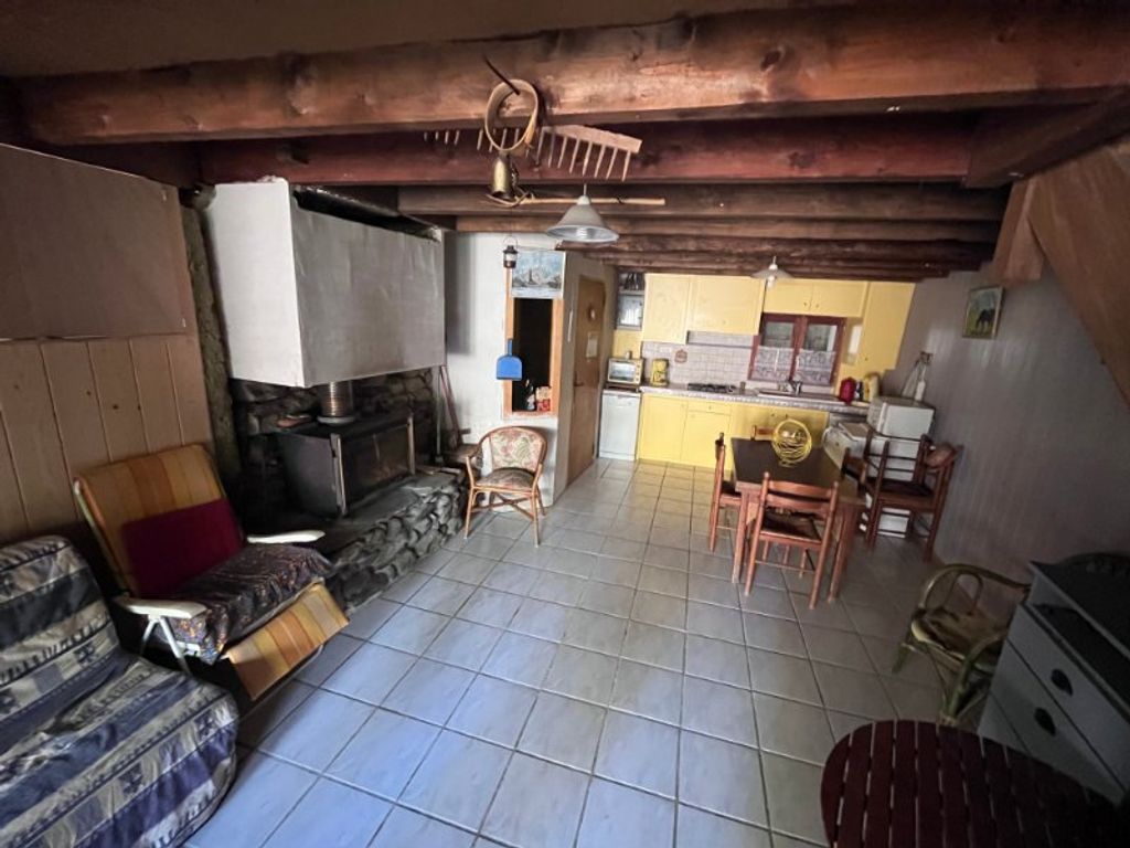 Achat maison à vendre 3 chambres 75 m² - Vicdessos