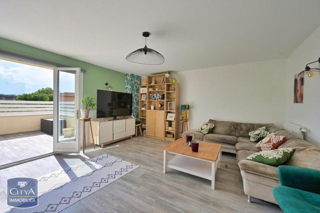 Achat maison à vendre 4 chambres 130 m² - Saint-Marcellin