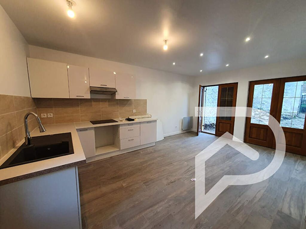 Achat maison à vendre 4 chambres 103 m² - Crépy-en-Valois