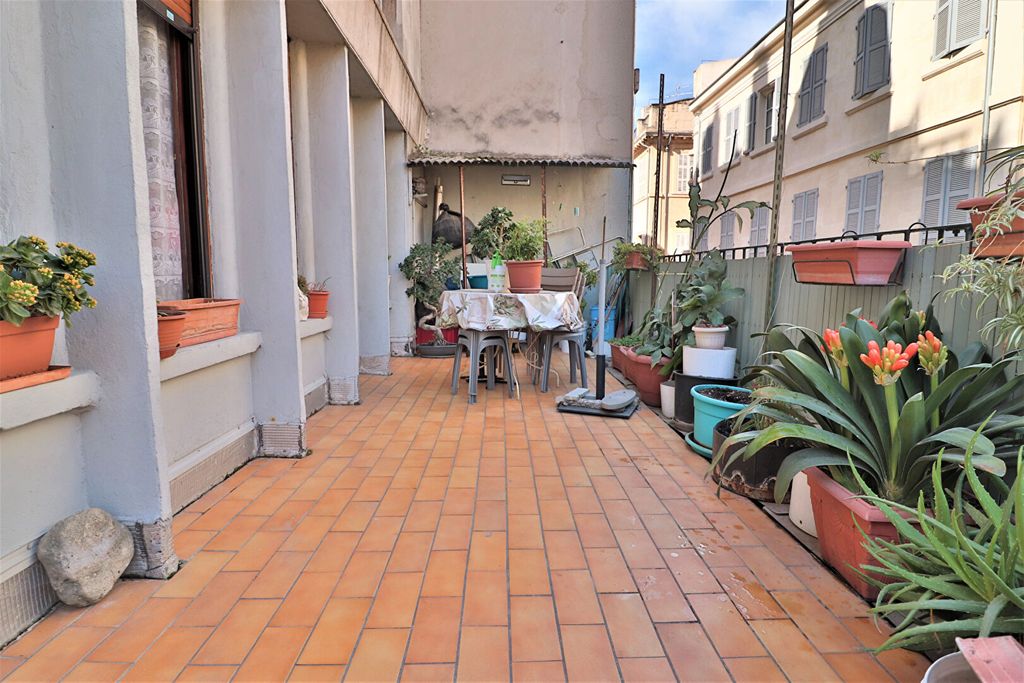 Achat appartement à vendre 4 pièces 96 m² - Marseille 1er arrondissement
