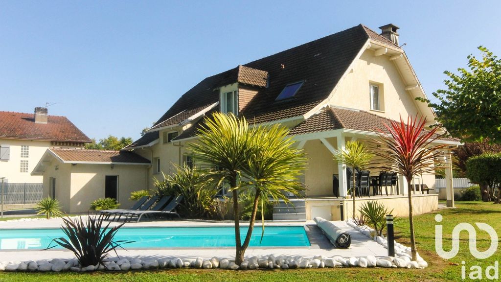 Achat maison à vendre 5 chambres 190 m² - Jurançon