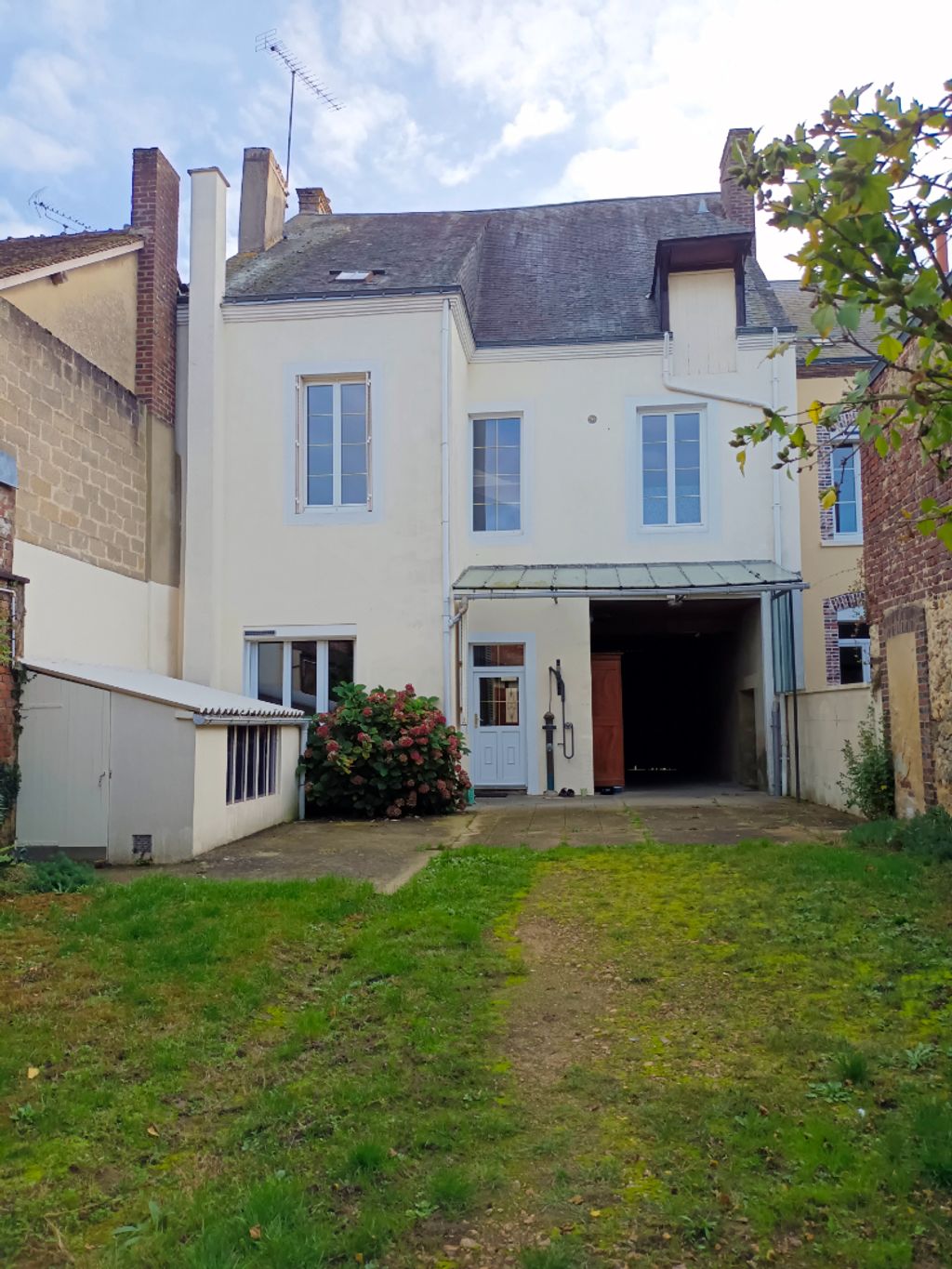 Achat maison à vendre 4 chambres 180 m² - Vibraye