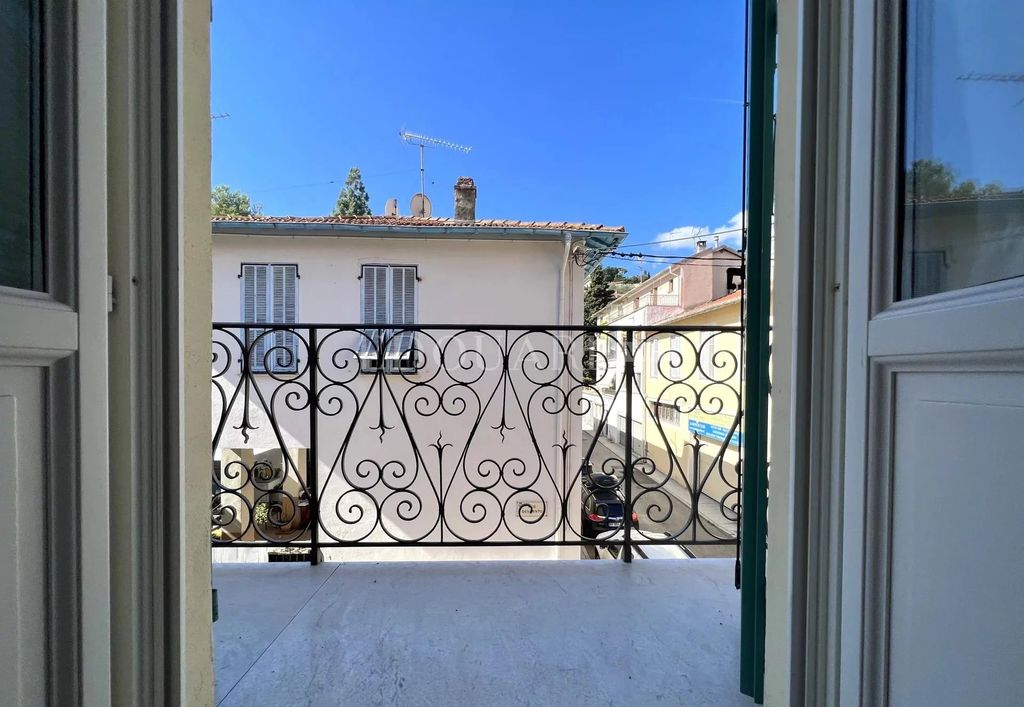 Achat appartement à vendre 3 pièces 38 m² - Menton