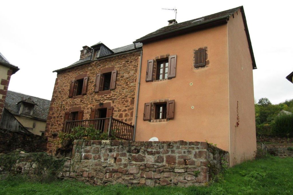 Achat maison à vendre 2 chambres 105 m² - Saint-Geniez-d'Olt-et-d'Aubrac