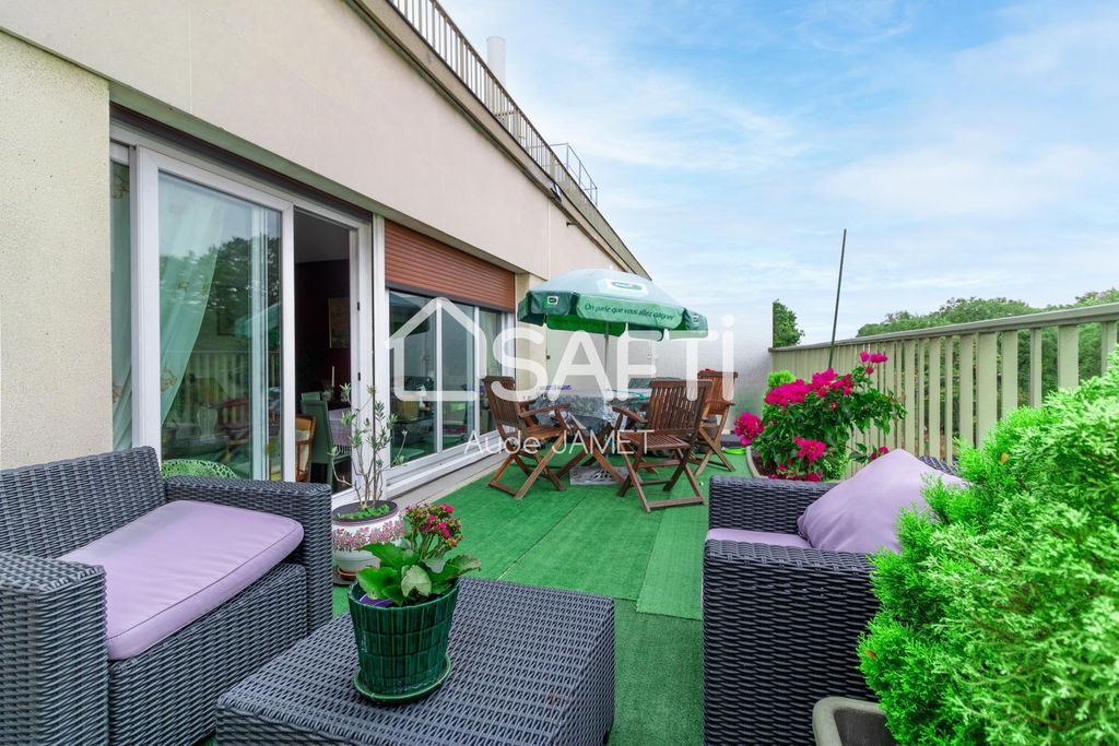 Achat appartement à vendre 3 pièces 65 m² - Versailles